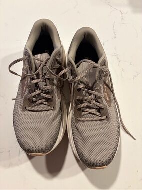 Brooks Ghost Max 2 Running Shoes size 11